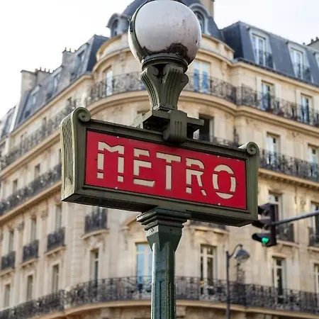 1601B - Studio Near Champs Elysees דירה